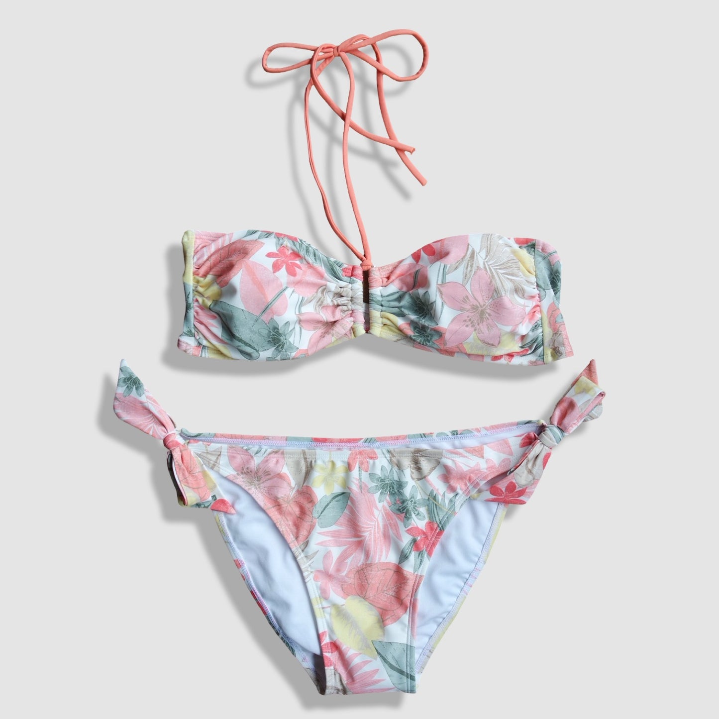 Two Piece Fashion Bikini Set - White and Pink Florals