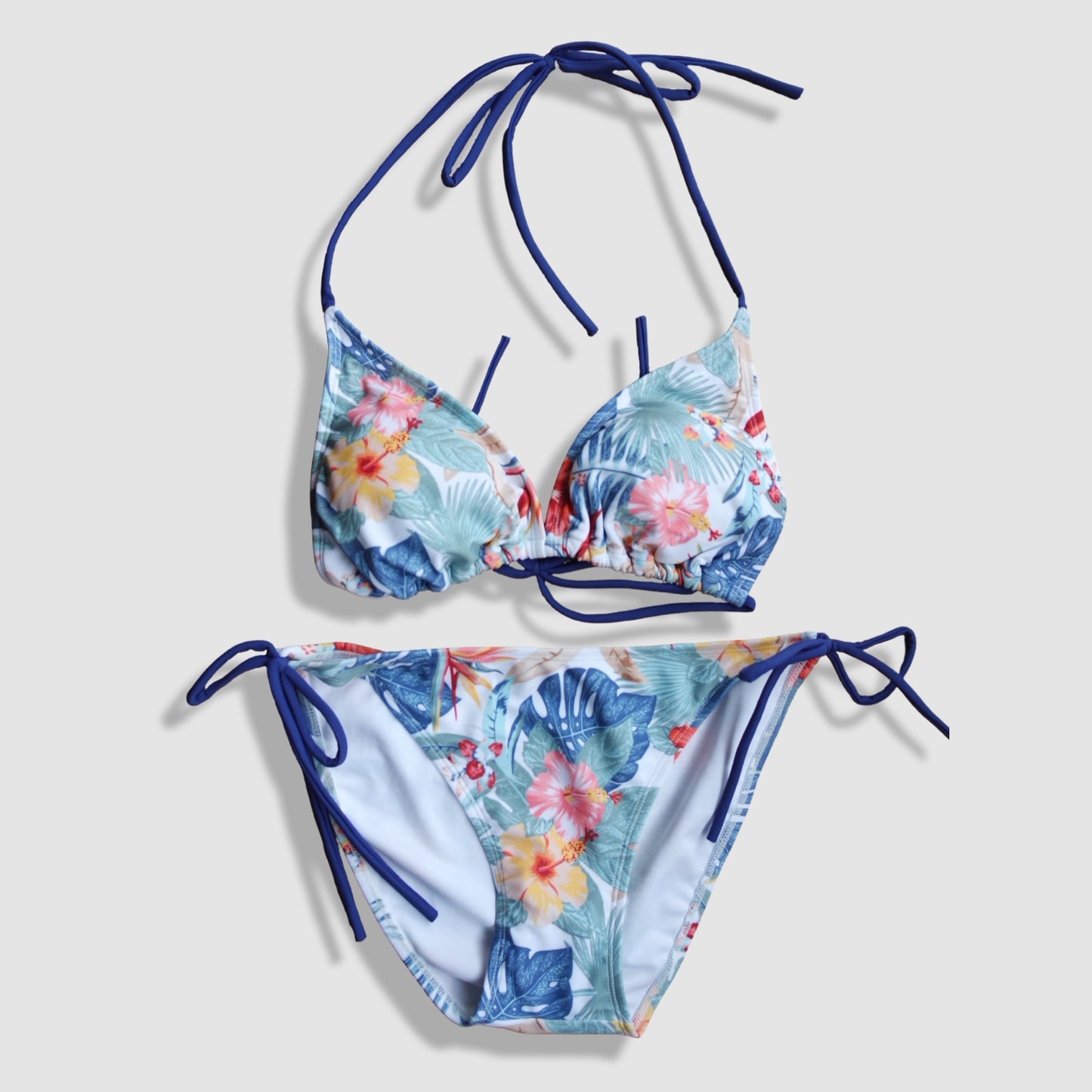 Two Piece String Bikini Set - Hawaiian Floral Print (Multicolor 4)